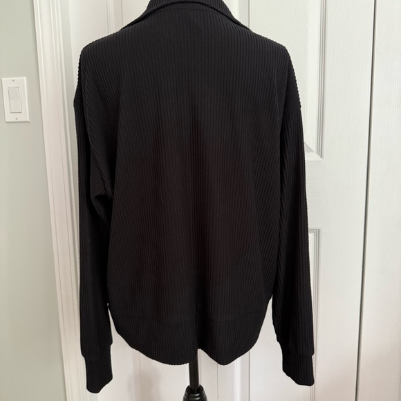 Avia Black half Zip-Up long sleeve Sweater with front kangaroo pocket size Large - Picture 3 of 6